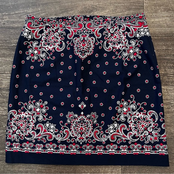 Talbots Navy and Red Paisley Mini Skirt Sz 10P - Picture 3 of 5